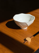 Load image into Gallery viewer, Glazed Twisted Handmade Bowl