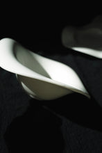 Load image into Gallery viewer, White Wavy Ceramic Bowl
