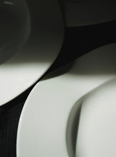 Load image into Gallery viewer, Wavy Small Ceramic Plate